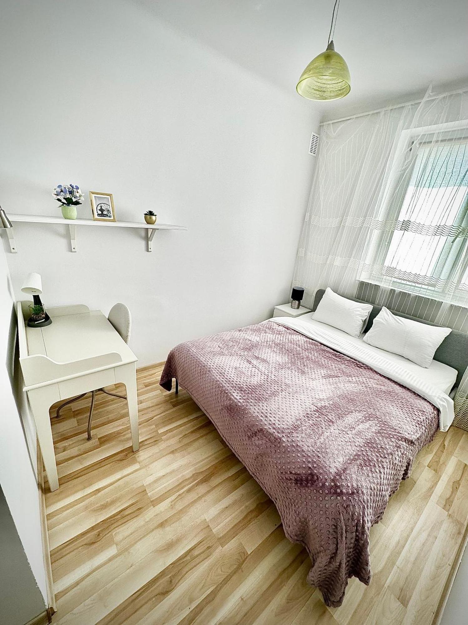דירות ורשה Apartament Blisko Centrum מראה חיצוני תמונה